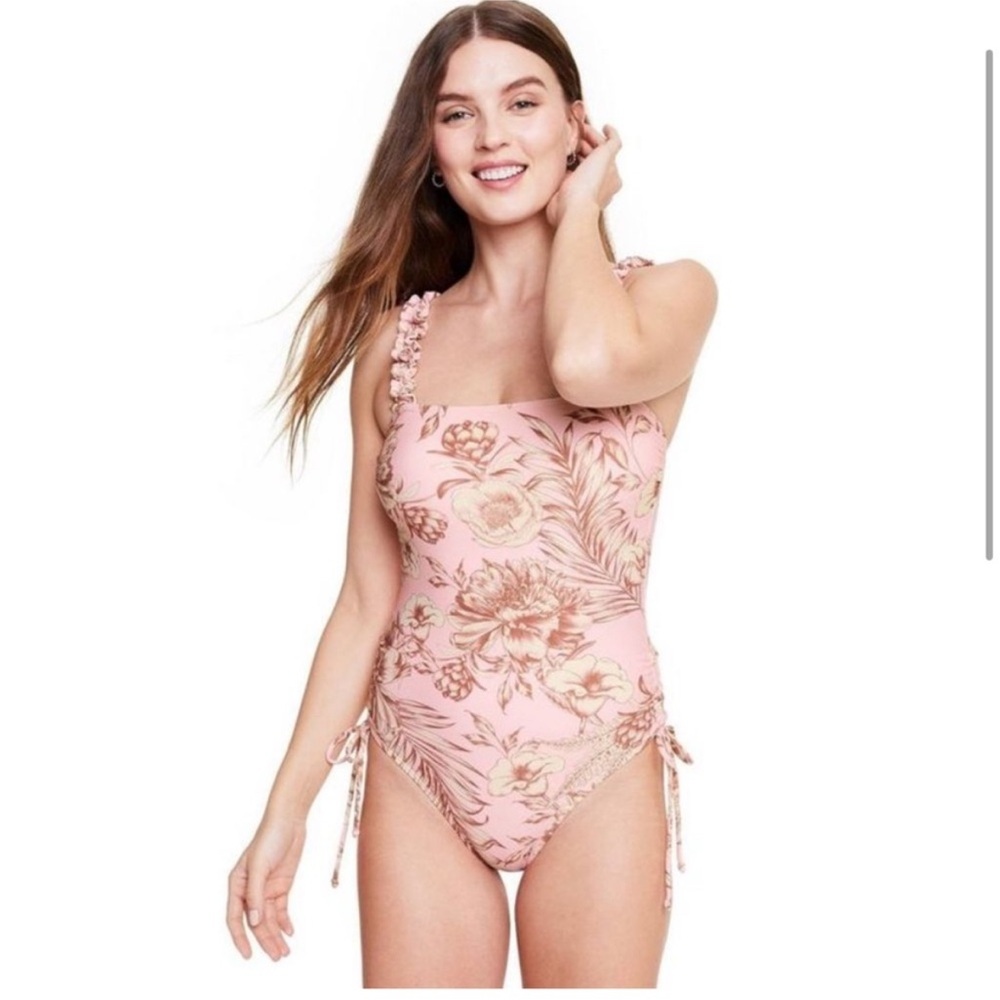 NWT Agua Bendita x Target Blush Floral Flutter Sleeve Swimsuit- Size 12